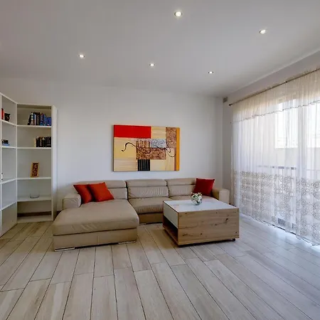 Appartement Stylish 3 Bedroom In St Julians
